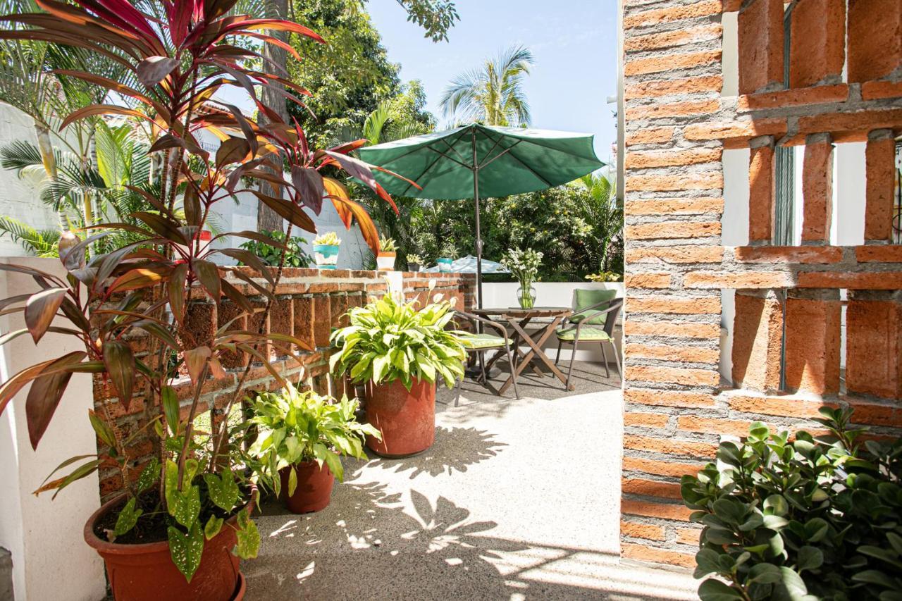 Casitas Miramar Puerto Vallarta Malecon 外观 照片